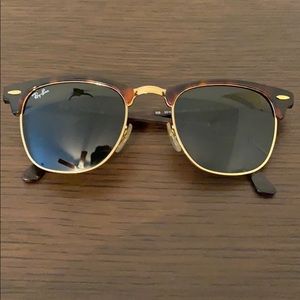 Ray Ban Clubmaster tortoise shell sunglasses